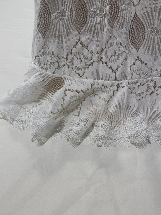 Selfie Leslie White Lace Slip Dress with Scalloped Trim - Picture 6 of 8